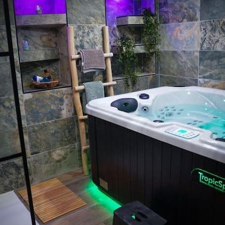 Nuit De La Sagesse "Jacuzzi Terrasse Et Parking Prive" Apartman Rouen Kültér fotó